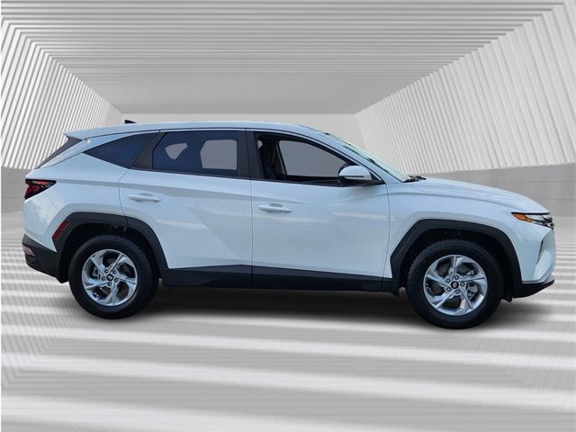 2022 Hyundai Tucson SE