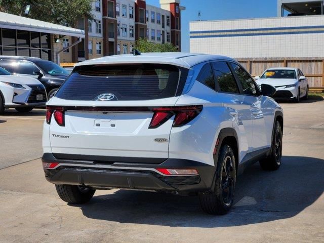 2022 Hyundai Tucson SE