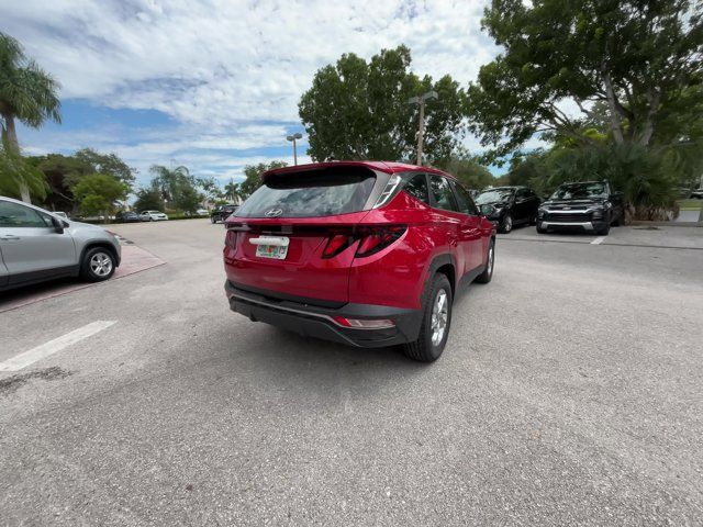 2022 Hyundai Tucson SE