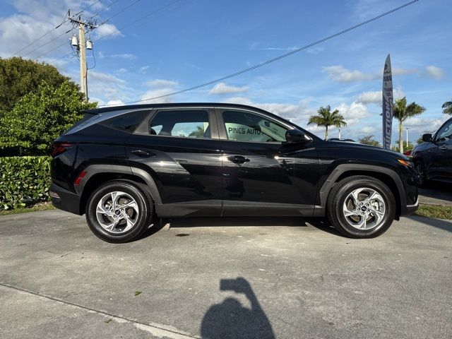 2022 Hyundai Tucson SE