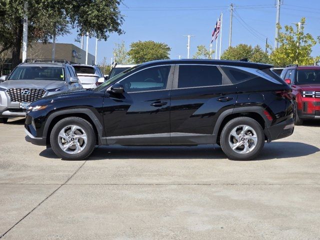 2022 Hyundai Tucson SE