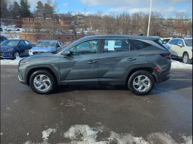 2022 Hyundai Tucson SE