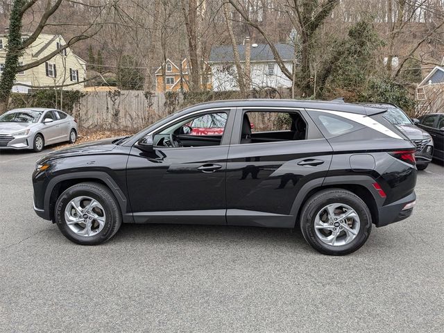 2022 Hyundai Tucson SE