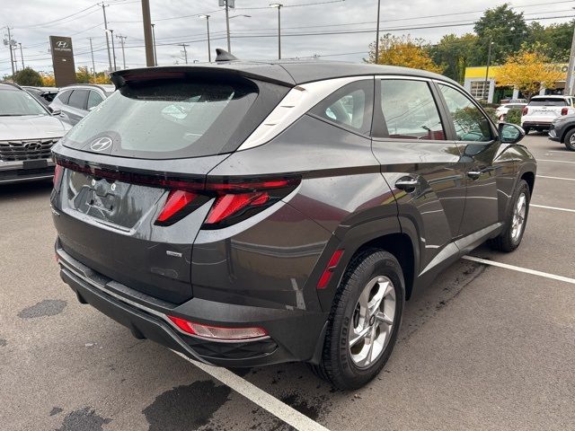 2022 Hyundai Tucson SE