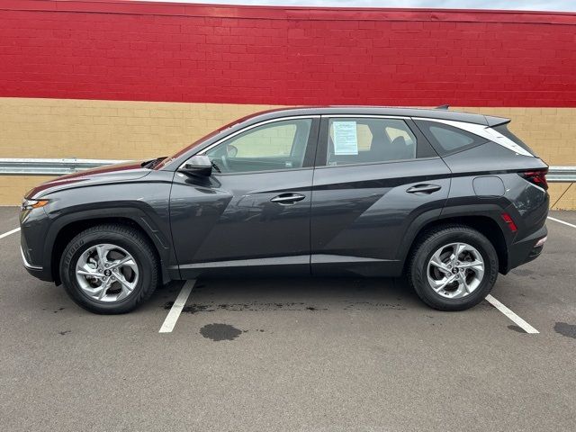 2022 Hyundai Tucson SE