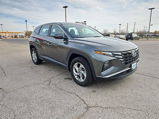 2022 Hyundai Tucson SE