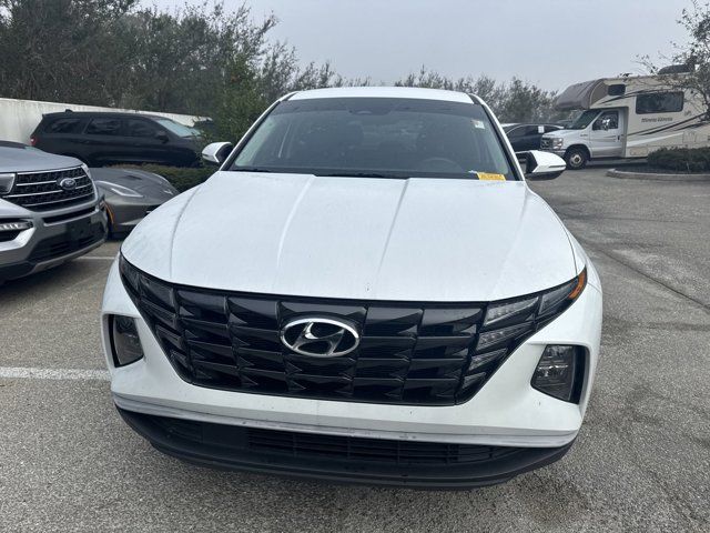 2022 Hyundai Tucson SE