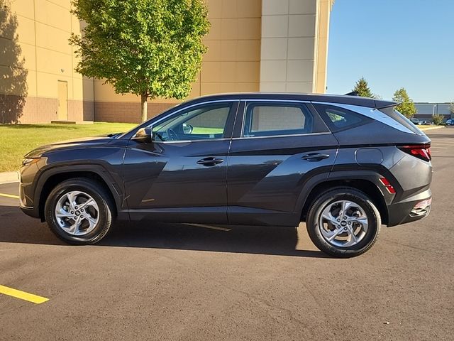 2022 Hyundai Tucson SE