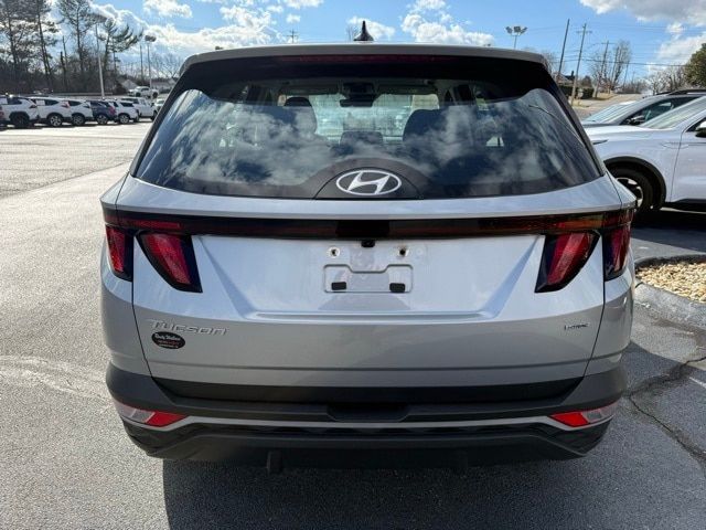 2022 Hyundai Tucson SE