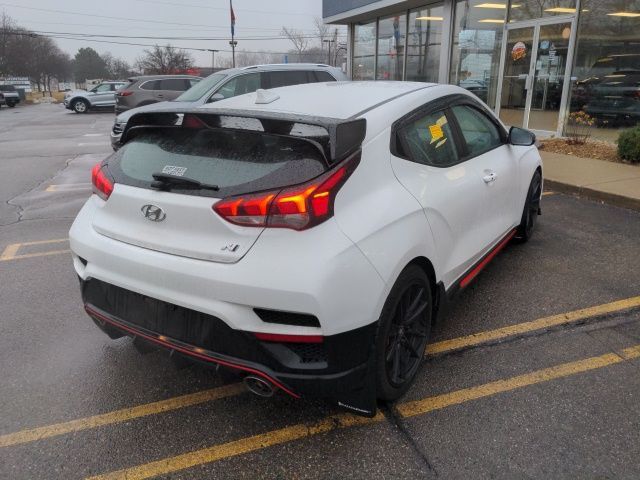 2022 Hyundai Veloster N Base