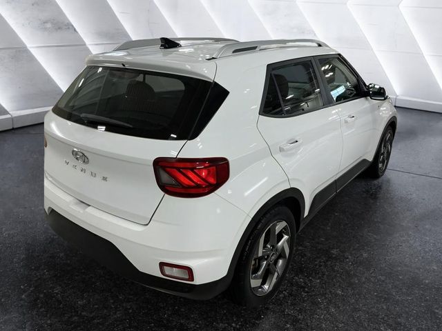 2022 Hyundai Venue SEL