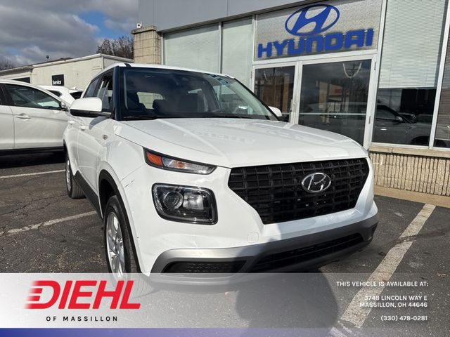 2022 Hyundai Venue SE