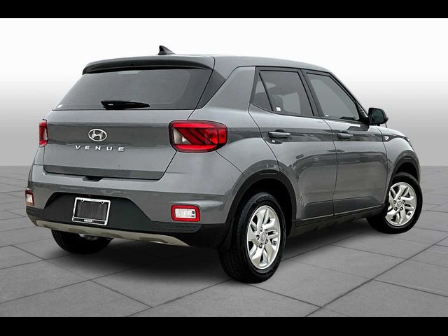 2022 Hyundai Venue SE