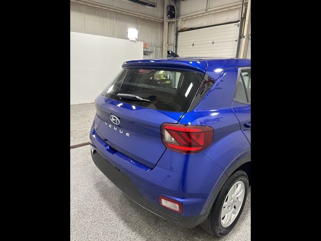 2022 Hyundai Venue SE