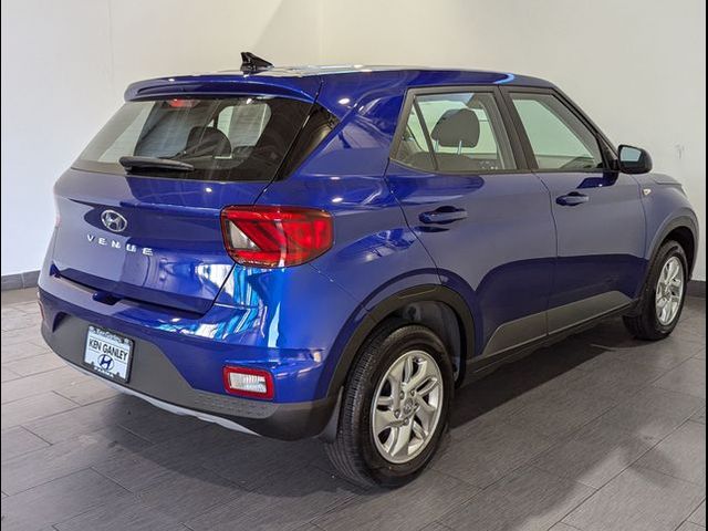 2022 Hyundai Venue SE