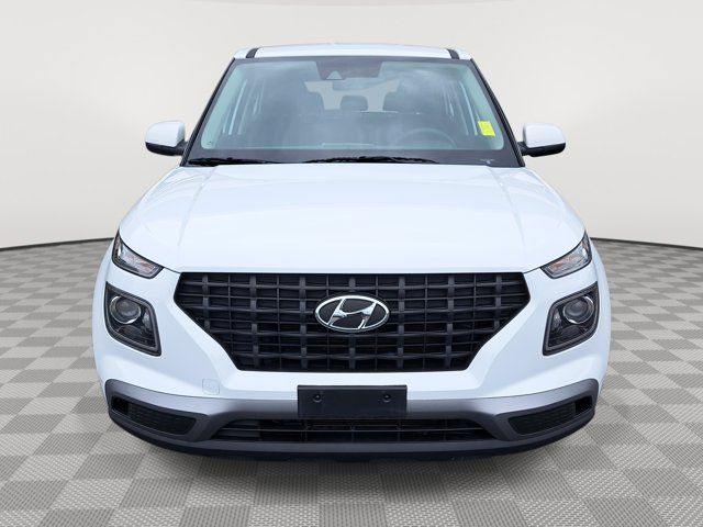 2022 Hyundai Venue SE