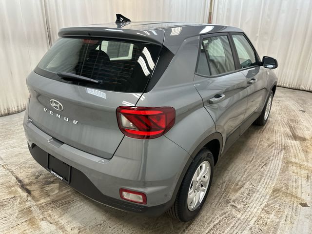 2022 Hyundai Venue SE