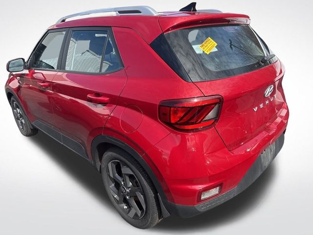 2022 Hyundai Venue SEL