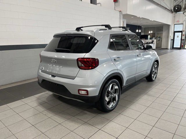 2022 Hyundai Venue SEL