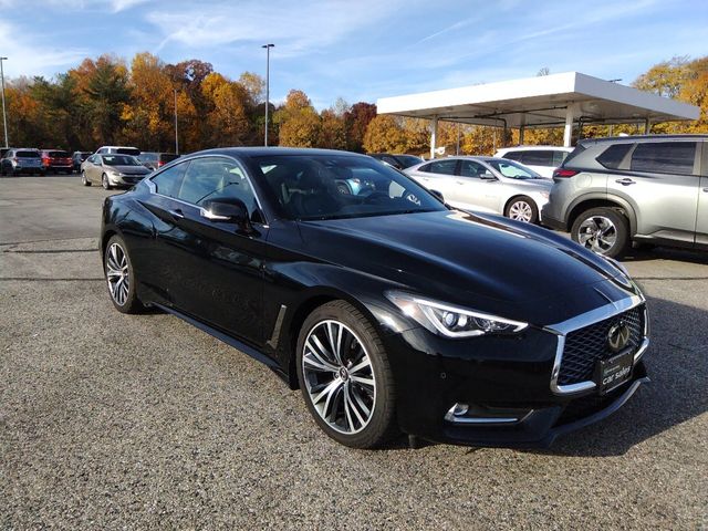 2022 INFINITI Q60 Luxe