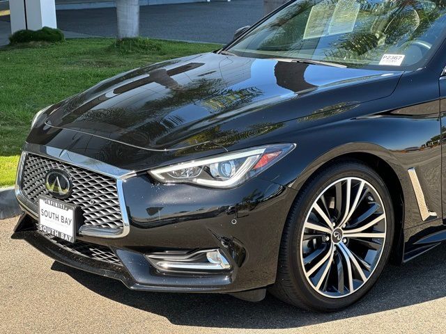 2022 INFINITI Q60 Luxe