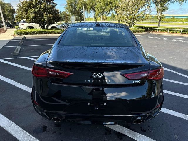 2022 INFINITI Q60 Luxe