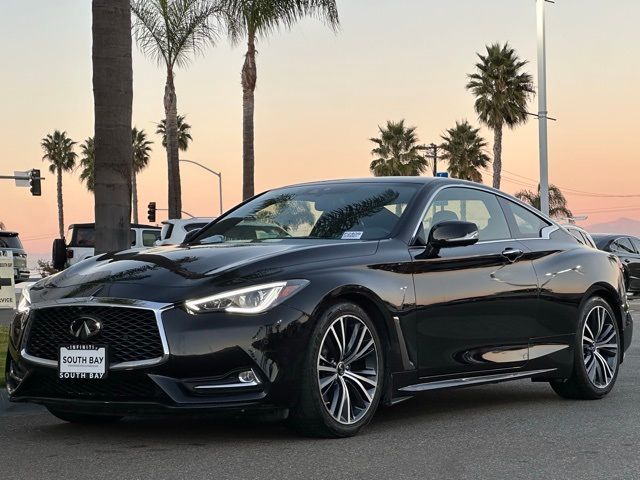 2022 INFINITI Q60 Luxe