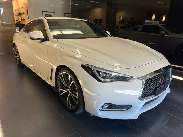 2022 INFINITI Q60 Luxe