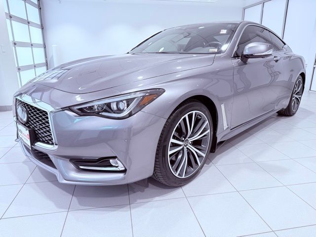 2022 INFINITI Q60 Luxe