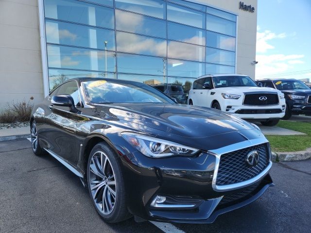 2022 INFINITI Q60 Pure