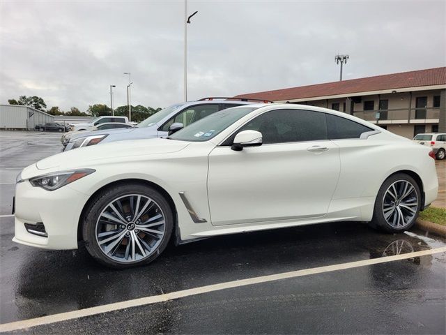 2022 INFINITI Q60 Pure