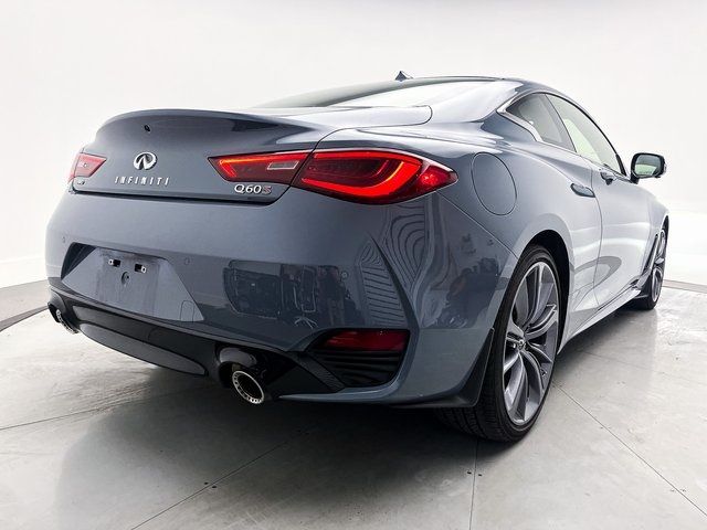 2022 INFINITI Q60 Red Sport 400