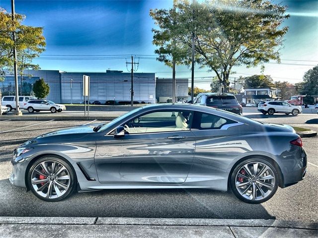 2022 INFINITI Q60 Red Sport 400