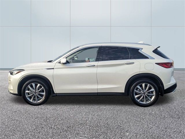 2022 INFINITI QX50 Essential