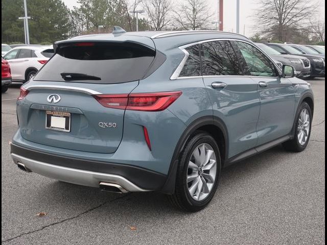 2022 INFINITI QX50 Essential