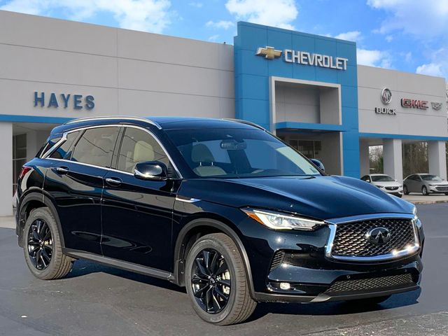 2022 INFINITI QX50 Essential