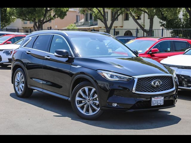 2022 INFINITI QX50 Essential