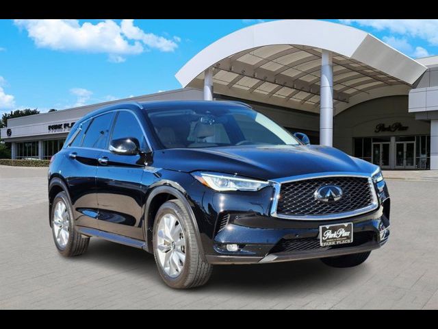 2022 INFINITI QX50 Essential