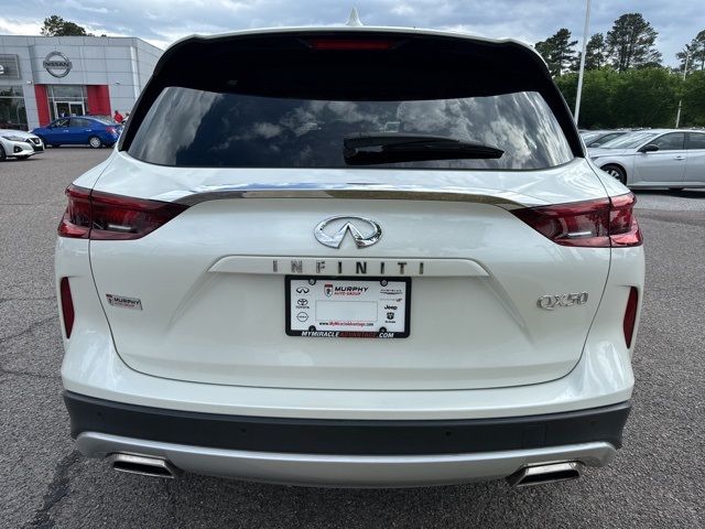 2022 INFINITI QX50 Essential