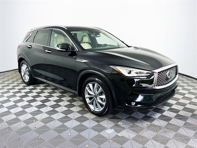 2022 INFINITI QX50 Essential