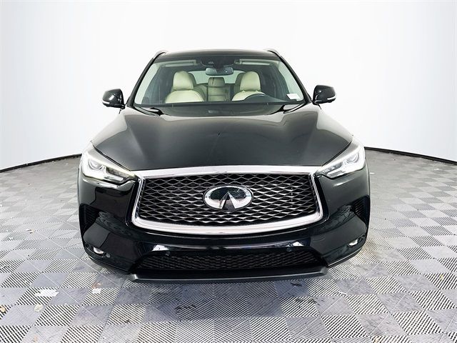 2022 INFINITI QX50 Essential