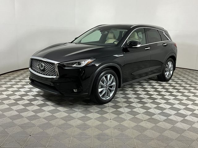 2022 INFINITI QX50 Essential