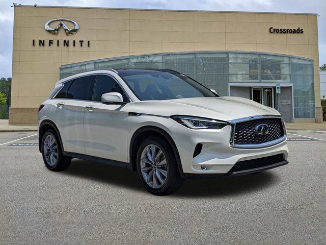 2022 INFINITI QX50 Essential