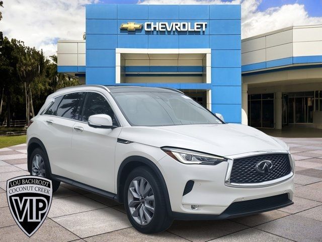 2022 INFINITI QX50 Essential