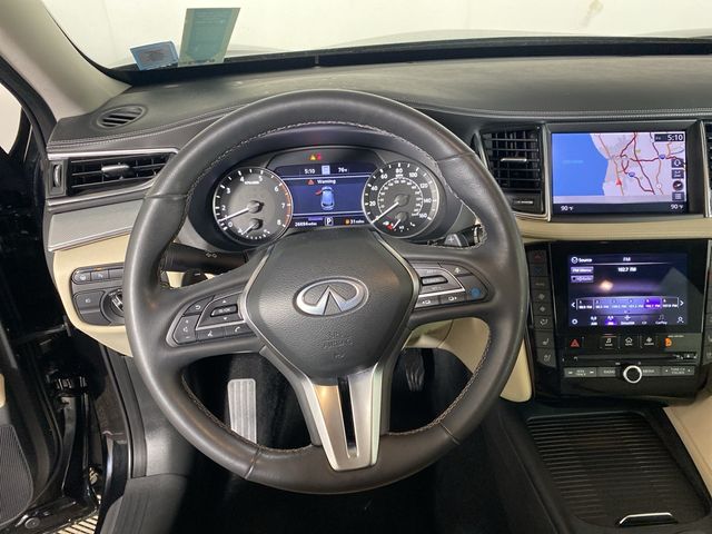 2022 INFINITI QX50 Essential