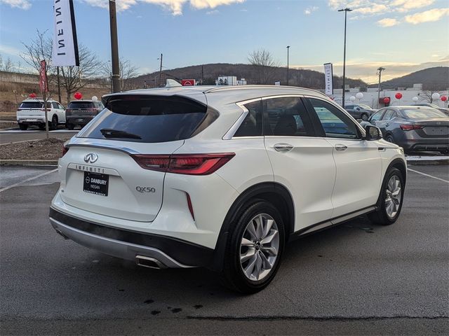 2022 INFINITI QX50 Essential