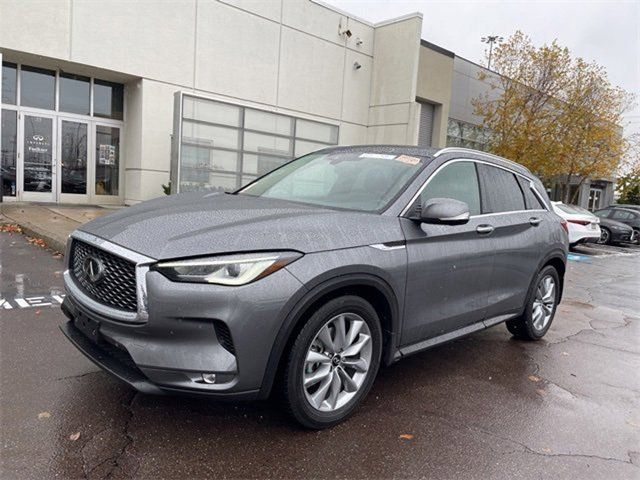 2022 INFINITI QX50 Essential