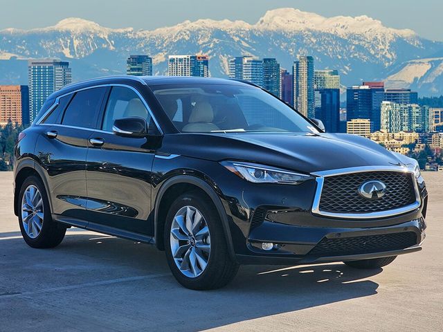 2022 INFINITI QX50 Essential