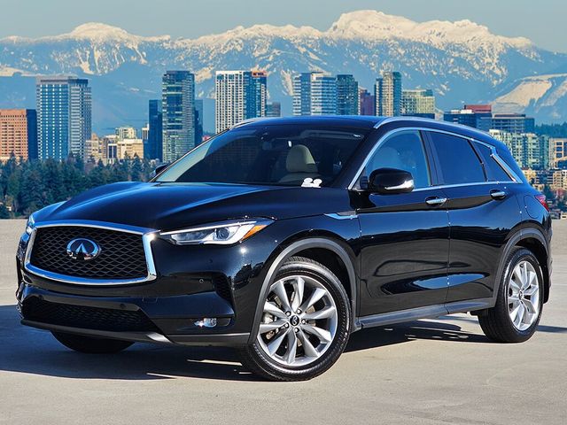 2022 INFINITI QX50 Essential