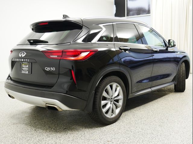 2022 INFINITI QX50 Essential